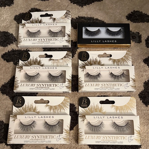 Lilly Lashes Glamorous Synthetic Eyelash Collection